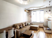 İcarəyə verilir 2 otaqlı 70 m2 köhnə tikili 28 May m.