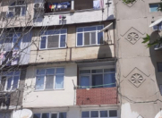 Satılır 3 otaqlı 75 m2 köhnə tikili Bakıxanov