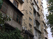 Satılır 2 otaqlı 60 m2 köhnə tikili 6 mkr