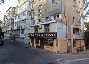 Satılır 5 otaqlı 50 m2 köhnə tikili Dövlət Statistika Komitəsi