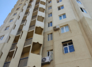 Satılır 4 otaqlı 90 m2 köhnə tikili 9 mkr