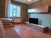 Satılır 3 otaqlı 75 m2 köhnə tikili Y.Günəşli