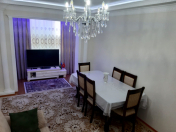 Satılır 4 otaqlı 100 m2 köhnə tikili Bakıxanov