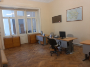 İcarəyə verilir 2 otaqlı 60 m2 ofis Fəvvarələr meydanı