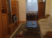 İcarəyə verilir 2 otaqlı 60 m2 köhnə tikili 3 mkr