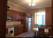 Satılır 4 otaqlı 270 m2 həyət evi Göygöl