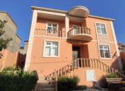 Satılır 7 otaqlı 200 m2 həyət evi Badamdar