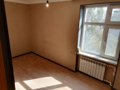 Satılır 2 otaqlı 54 m2 köhnə tikili Bakıxanov