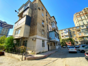 Satılır 2 otaqlı 54 m2 köhnə tikili Bridge Plaza