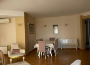 İcarəyə verilir 4 otaqlı 210 m2 yeni tikili 28 May m.