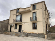Satılır 9 otaqlı 550 m2 həyət evi Badamdar