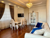 Satılır 3 otaqlı 141 m2 yeni tikili Gənclik m.