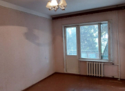 Satılır 4 otaqlı 100 m2 köhnə tikili Ukrayna dairəsi