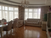 Satılır 3 otaqlı 135 m2 yeni tikili Heydər Əliyev Mərkəzi