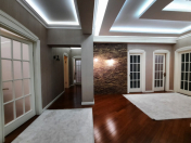 Satılır 4 otaqlı 190 m2 yeni tikili Əhmədli m.