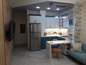 İcarəyə verilir 3 otaqlı 80 m2 köhnə tikili Sahil m.