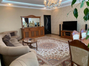 Satılır 3 otaqlı 135 m2 yeni tikili Bakıxanov
