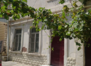 Satılır 5 otaqlı 150 m2 köhnə tikili Nizami m.