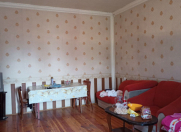 İcarəyə verilir 4 otaqlı 200 m2 həyət evi Bərdə