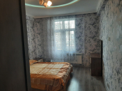 İcarəyə verilir 2 otaqlı 86 m2 yeni tikili Ukrayna dairəsi