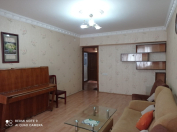 İcarəyə verilir 2 otaqlı 50 m2 köhnə tikili 28 May m.