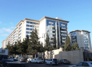 Satılır 3 otaqlı 100 m2 köhnə tikili İçəri Şəhər m.