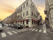 Satılır 3 otaqlı 130 m2 obyekt Səbail r.