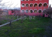 Satılır 9 otaqlı 1000 m2 bağ evi Novxanı