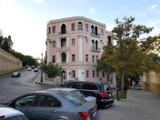 Satılır 2 otaqlı 70 m2 köhnə tikili İçəri Şəhər m.