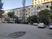 Satılır 2 otaqlı 50 m2 köhnə tikili 5 mkr