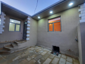 Satılır 2 otaqlı 70 m2 həyət evi Binəqədi