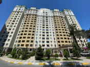 Satılır 4 otaqlı 142 m2 yeni tikili 2 mkr