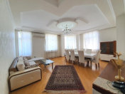 İcarəyə verilir 4 otaqlı 190 m2 yeni tikili Heydər Əliyev Mərkəzi