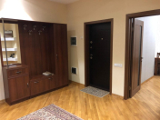 İcarəyə verilir 3 otaqlı 130 m2 yeni tikili Zabitlər parkı