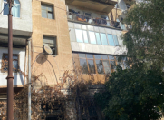 Satılır 3 otaqlı 72 m2 köhnə tikili Bakıxanov