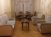 İcarəyə verilir 3 otaqlı 120 m2 yeni tikili Memar Əcəmi m.