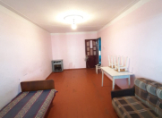 Satılır 2 otaqlı 40 m2 köhnə tikili Neftçilər m.