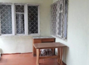 İcarəyə verilir 3 otaqlı 100 m2 həyət evi Nəsimi m.