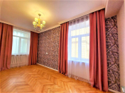 Satılır 3 otaqlı 75.8 m2 köhnə tikili İzmir parkı