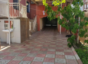 Satılır 7 otaqlı 200 m2 həyət evi 6 mkr