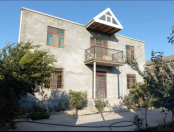 Satılır 6 otaqlı 286 m2 həyət evi Binə