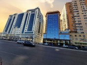 İcarəyə verilir 6 otaqlı 300 m2 ofis Şah İsmayıl Xətai m.