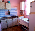 İcarəyə verilir 2 otaqlı 86 m2 köhnə tikili 3 mkr