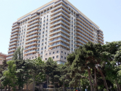 Satılır 4 otaqlı 200 m2 yeni tikili Nizami m.