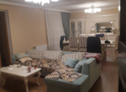 Satılır 4 otaqlı 130 m2 köhnə tikili Bakıxanov
