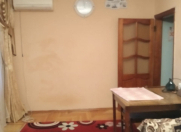 Satılır 2 otaqlı 60 m2 köhnə tikili Neftçilər m.