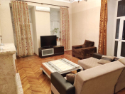 İcarəyə verilir 3 otaqlı 100 m2 köhnə tikili Sahil m.