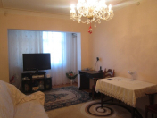 Satılır 3 otaqlı 85 m2 köhnə tikili 8 mkr
