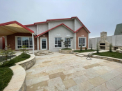 Satılır 4 otaqlı 200 m2 bağ evi Şüvəlan Park ticarət mərkəzi