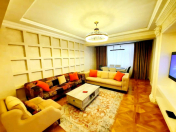 Satılır 4 otaqlı 142 m2 yeni tikili Qara Qarayev m.